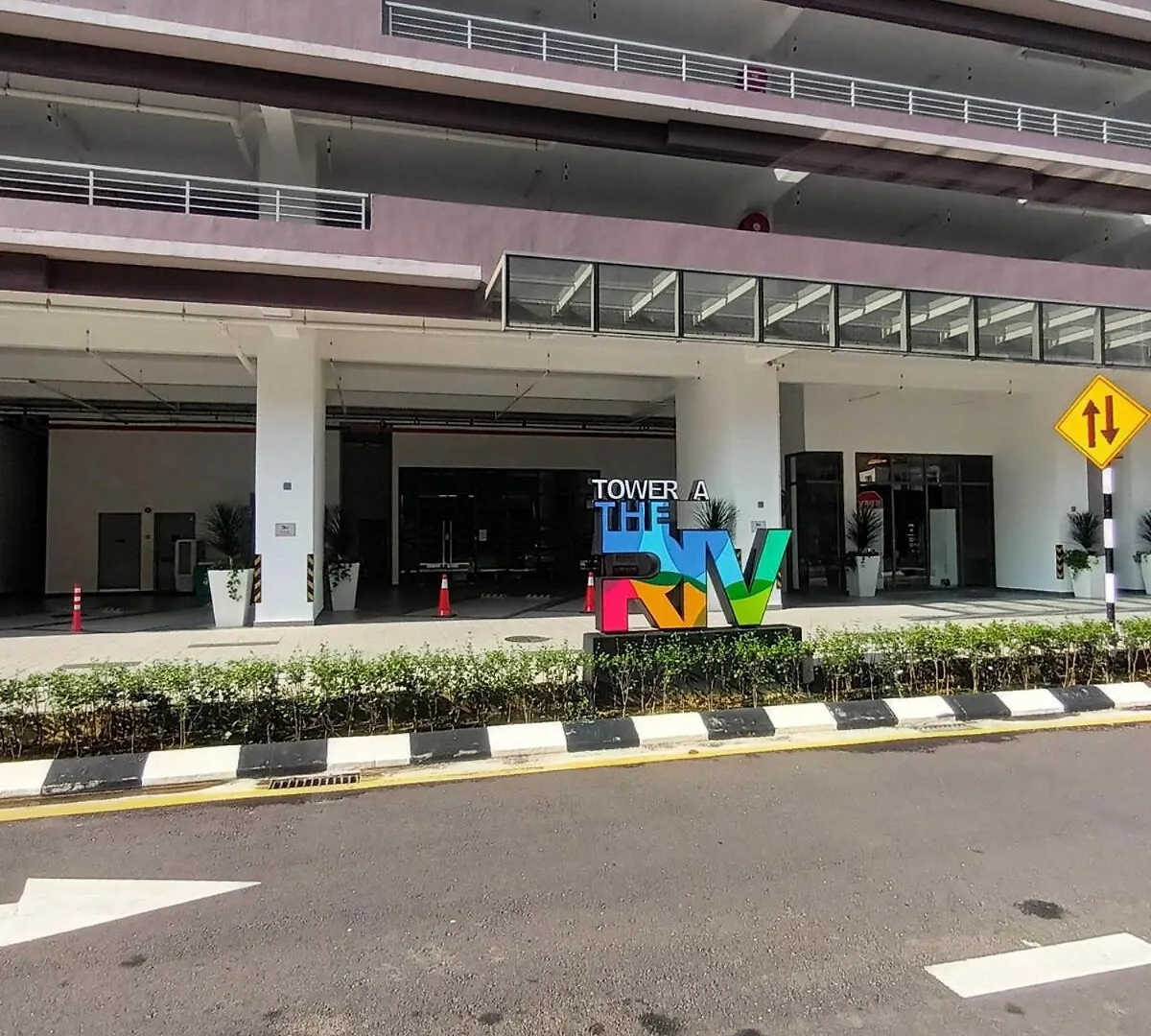 Apartment 2 Interconnected Studios 4 Pax Sky Pool Gym Sauna Jazzuci Water Purifier Washerdryer Kuala Lumpur